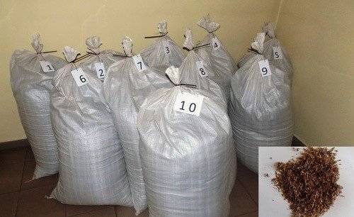 CHEŁMEK. Policjanci mieli nosa zatrzymując kierowcę dostawczego opla - ZDJĘCIA