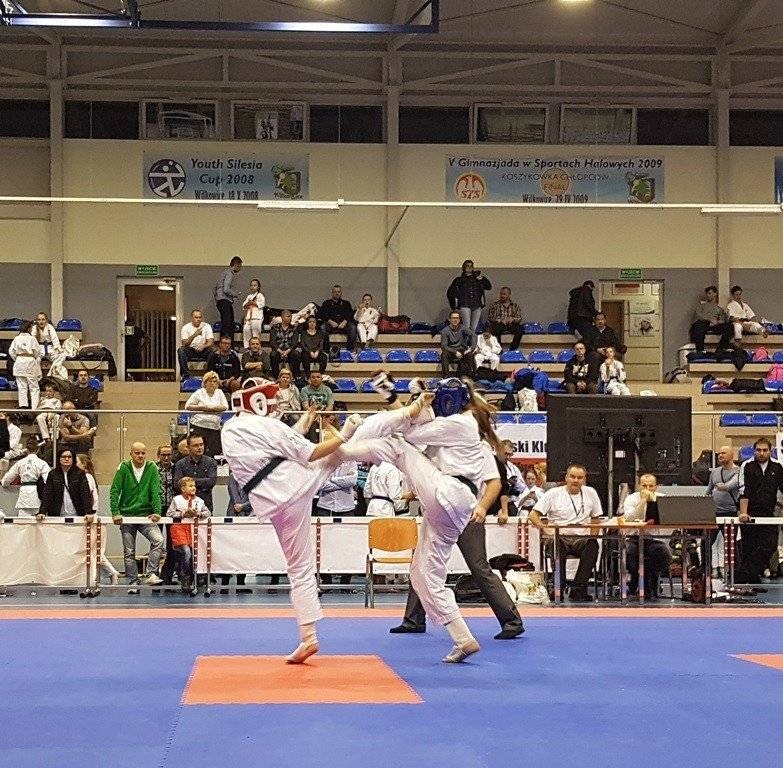 KARATE-KYOKUSHIN. Dziesięć krążków dla oświęcimian