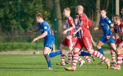 PIŁKA NOŻNA. Trudny czas stolarzy. „Kredyty Chwilówki” wycofały się ze sponsoringu drużyny