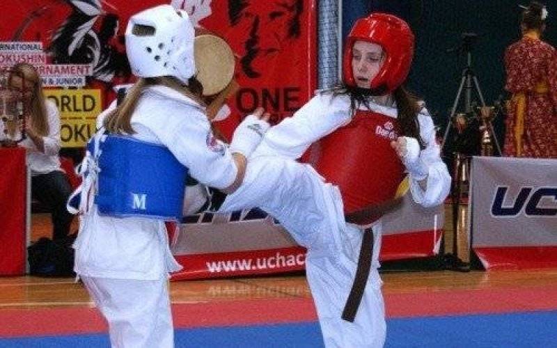 SPORTY WALKI. Doborowa obsada zawodów w Brzeszczach