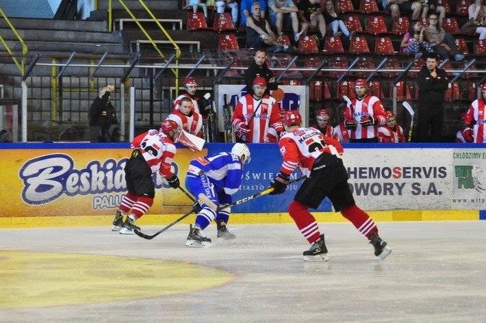 HOKEJ NA LODZIE. Na co stać Unię w meczach z Cracovią?