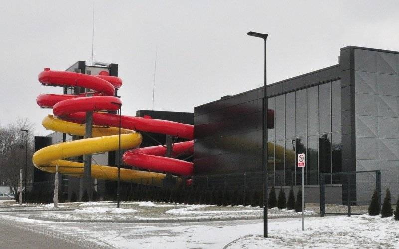 OŚWIĘCIM. Pływanie ze zniżkami. Basen z ulgą dla niepełnosprawnych