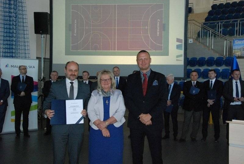 PODOLSZE. Są pieniądze na modernizację przyszkolnego boiska