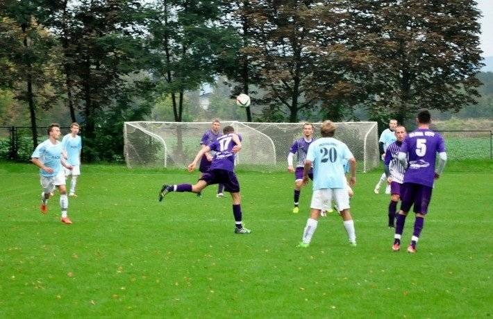 PIŁKA NOŻNA. Nowy lider w klasie A. Szalona końcówka Hejnału!