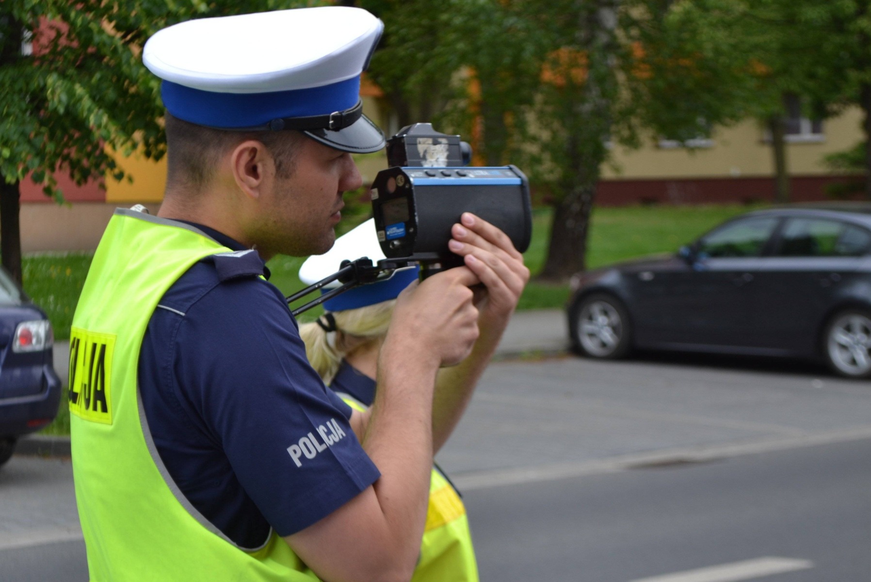 OŚWIĘCIM. Ulica Chemików niczym tor rajdowy