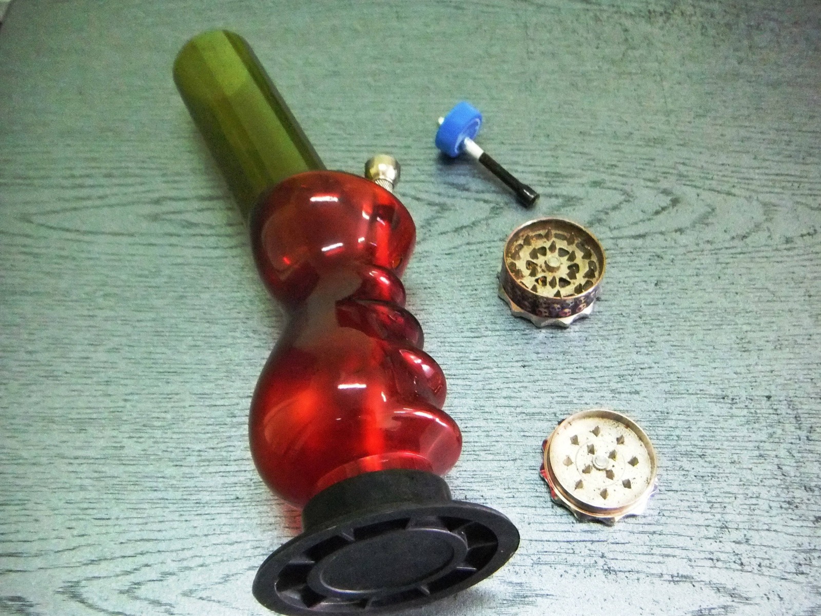 BROSZKOWICE. Nad rzekę z marihuaną