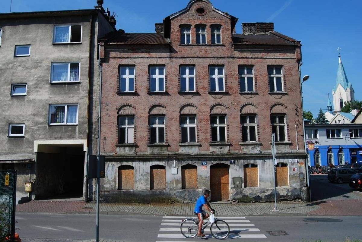 OŚWIĘCIM. Przebudowa starej kamienicy na akademik ruszy na dniach