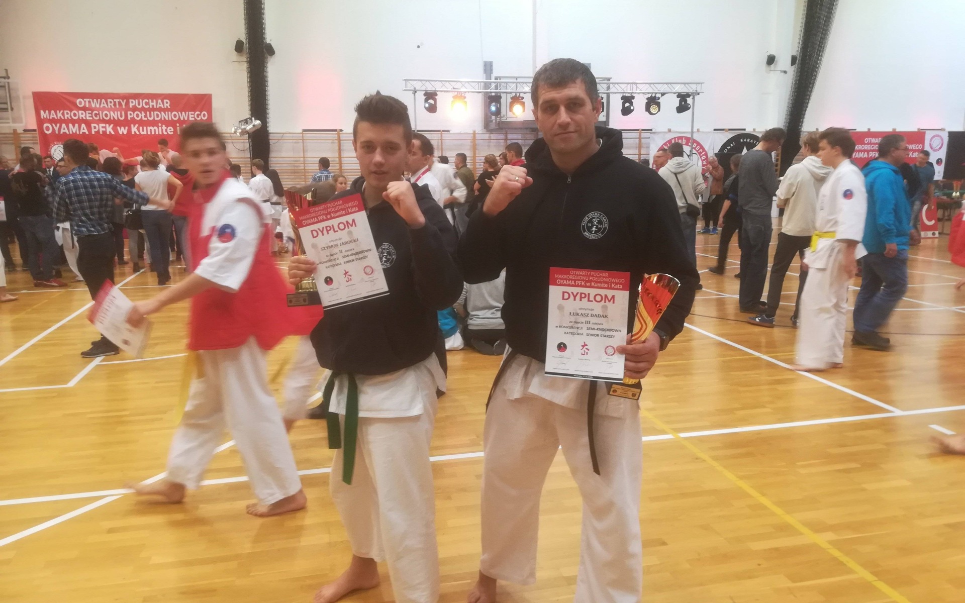 KARATE. Brzeszczanie robią swoje, czyli kolejna seria udanych startów