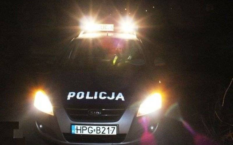 OŚWIĘCIM. Na rondach "pod prąd", czyli nocny pościg za pijanym kierowcą