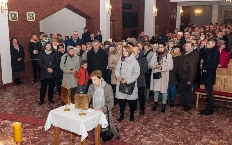 HARMĘŻE. Relikwie św. Ojca Pio u franciszkanów