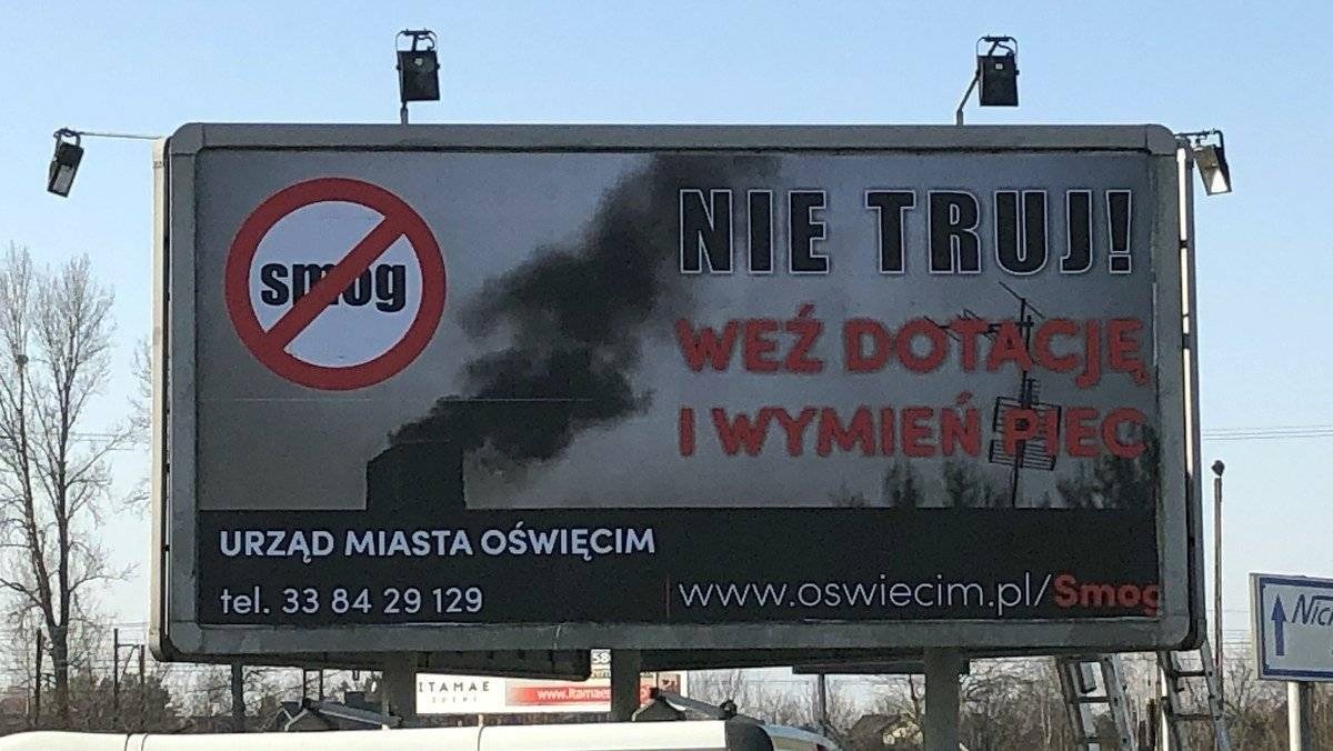 OŚWIĘCIM. „Nie truj. Weź dotację i wymień piec”. Miasto startuje z kampanią billboardową