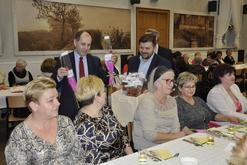 GROJEC. Za zdrowie Pań, za zdrowie…