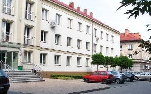 OŚWIĘCIM. W Wielki Piątek starostwo pracuje krócej