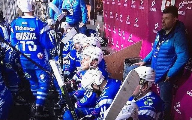 HOKEJ NA LODZIE. Stantien wybrał Slovana, czyli na granicy rekordu Guinnessa