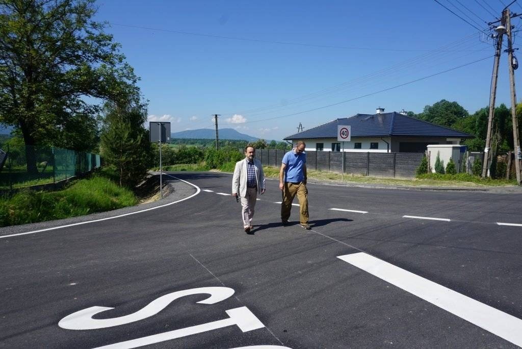 BULOWICE. Część ulicy Stara Droga gruntownie przebudowana