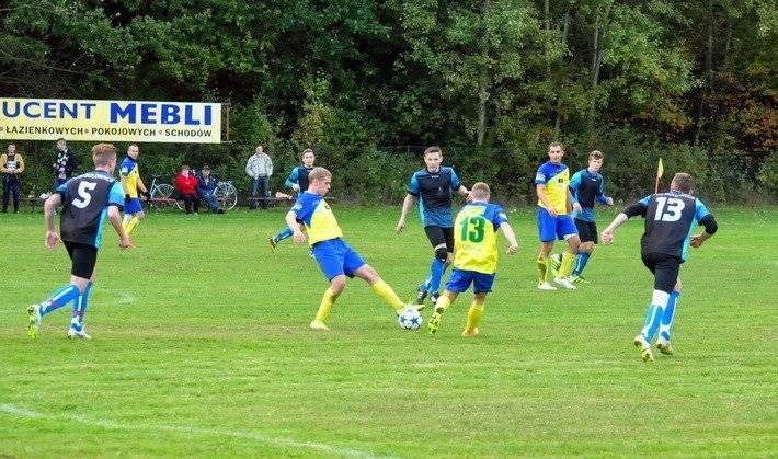 PIŁKA NOŻNA. Najciekawiej w Kętach