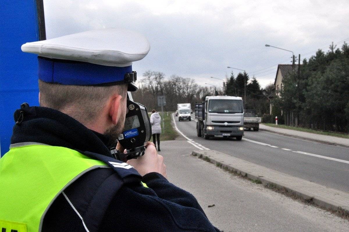POWIAT. Na drogach więcej policjantów. Akcja „Znicz 2019” potrwa do niedzieli