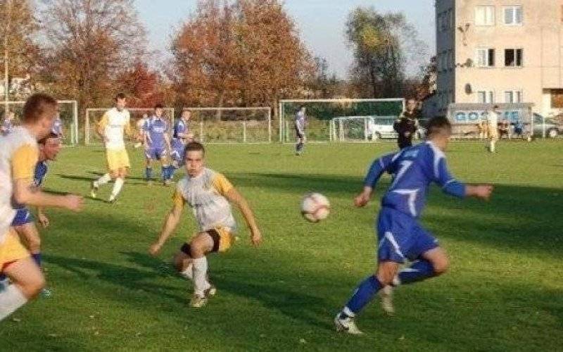 PILKA NOŻNA. Koszmarna sobota czwartoligowców! Komplet wyników