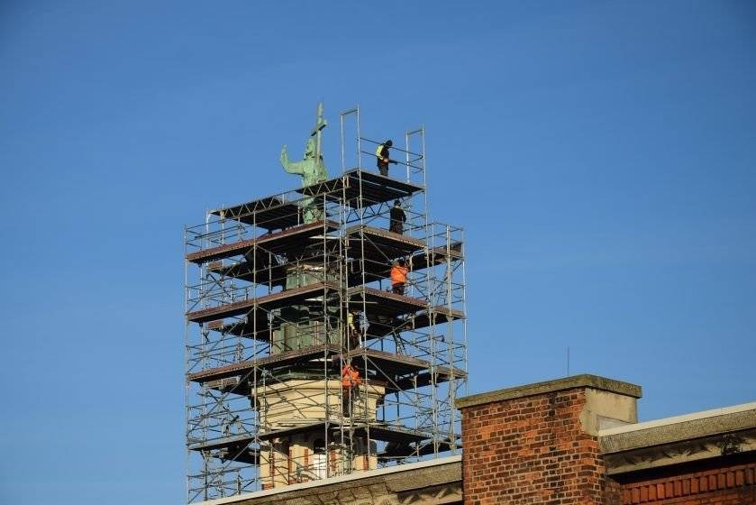 OŚWIĘCIM. Remont wieży z posągiem Chrystusa Króla na finiszu