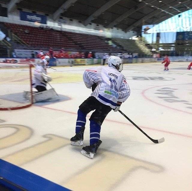 HOKEJ NA LODZIE. Oświęcimskie powołania