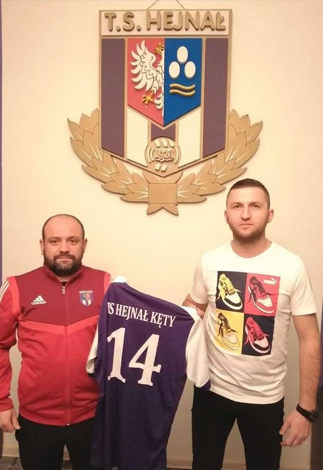 PIŁKA NOŻNA. Transferowa ofensywa kęczan