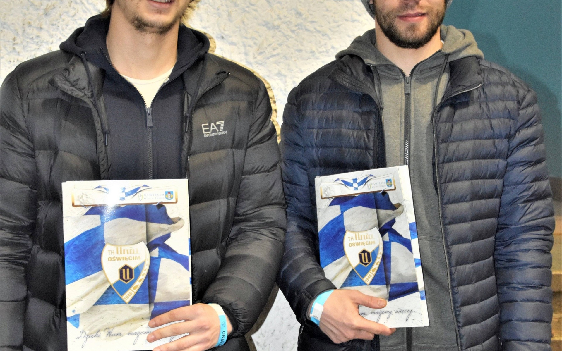 HOKEJ NA LODZIE. Rosjanie zostają na dłużej