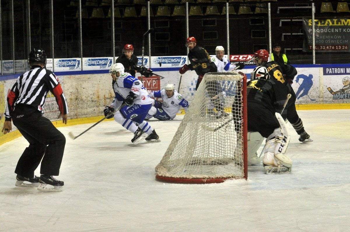 HOKEJ NA LODZIE. Trzeci mecz na wyjeździe i trzecia porażka!