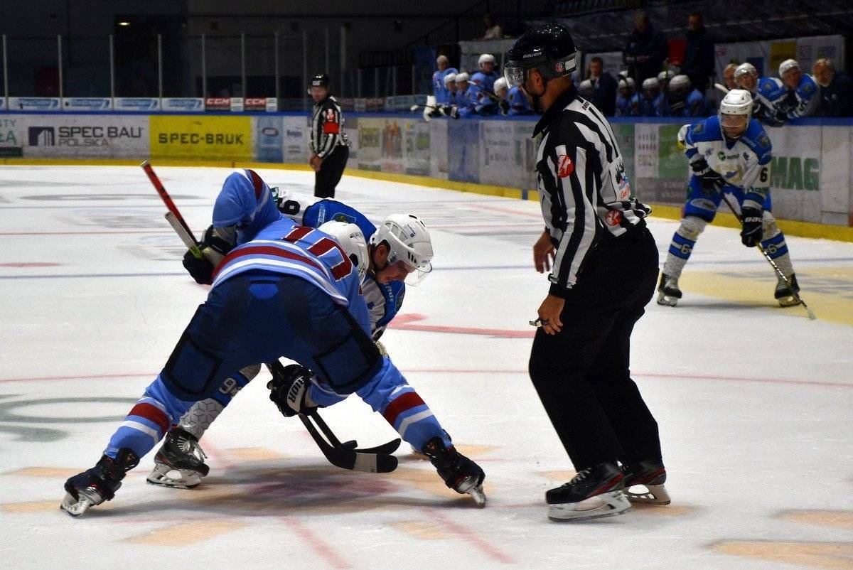 HOKEJ NA LODZIE. Planowe punkty nad polskim morzem