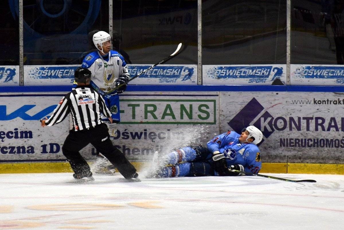 HOKEJ NA LODZIE. Małopolskie derby bez happy endu