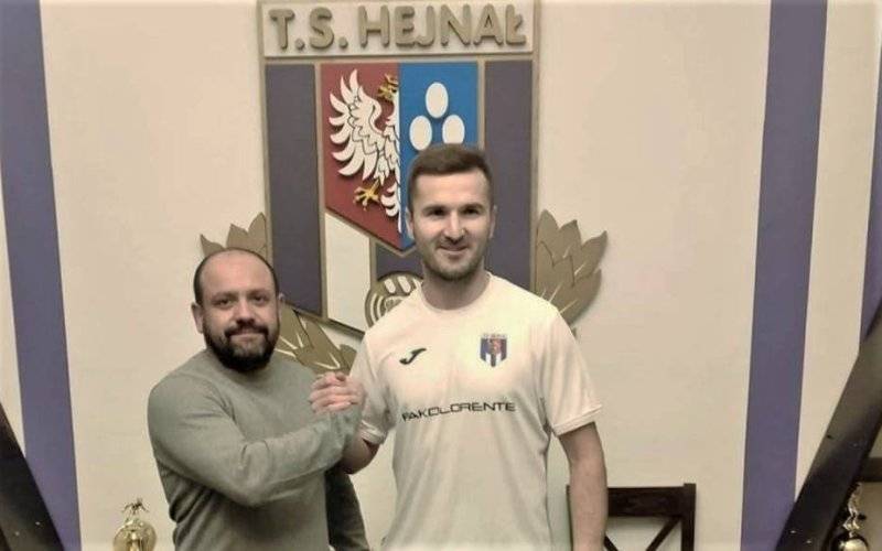 PIŁKA NOŻNA. Wystrzałowy transfer Hejnału!