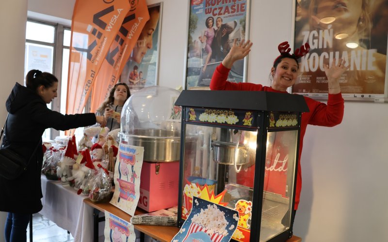 Jarmark i spotkanie z Mikołajem w Ośrodku Kultury – FOTO