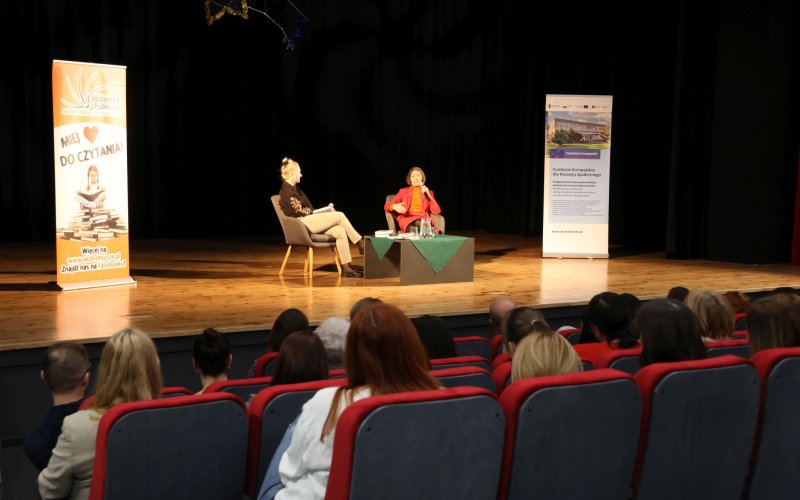 Tłumy na spotkaniu z Ewą Woydyłło