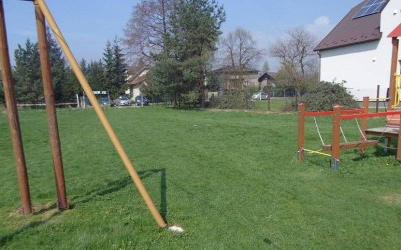 Przecieszyn. Plac zabaw będzie doposażony - InfoBrzeszcze.pl