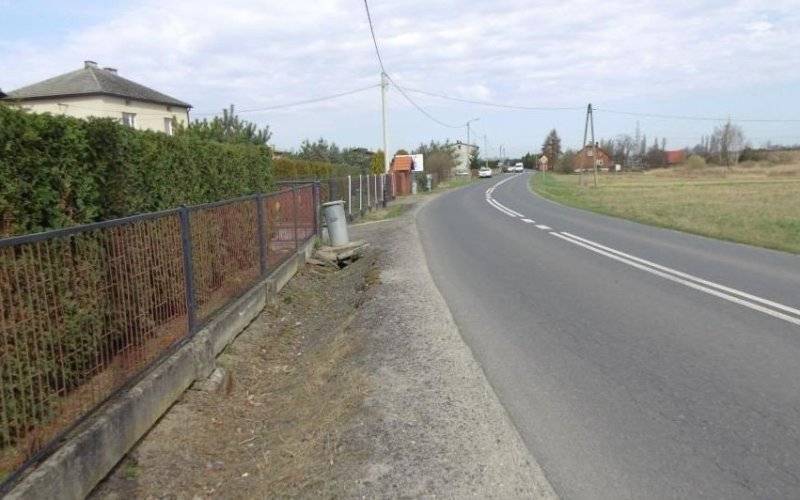 Wilczkowice. Ruszyła budowa chodnika przy Oświęcimskiej - InfoBrzeszcze.pl