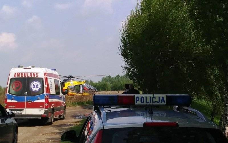 Skidziń. Mężczyzna wypił środek do czyszczenia kanalizacji. Interweniował śmigłowiec LPR. ZDJĘCIA! - InfoBrzeszcze.pl