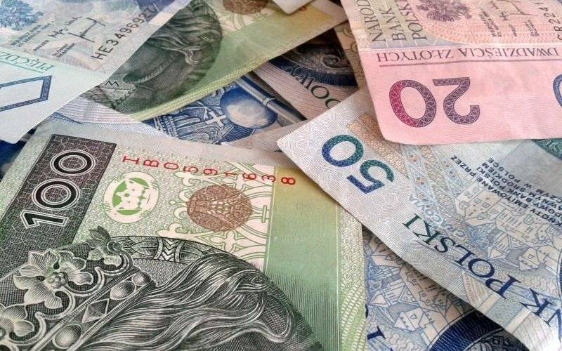 Poszukiwani złodzieje skarbonki z datkami dla chorego dziecka - InfoBrzeszcze.pl