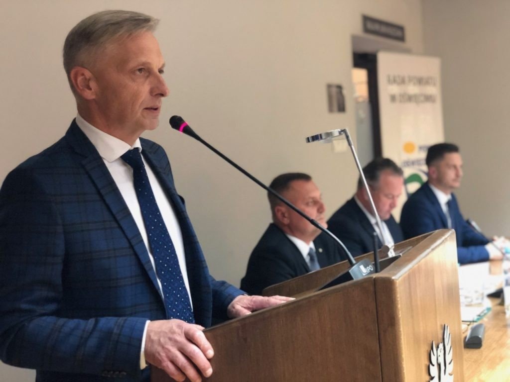 Starosta i nowy Zarząd Powiatu wybrany - InfoBrzeszcze.pl