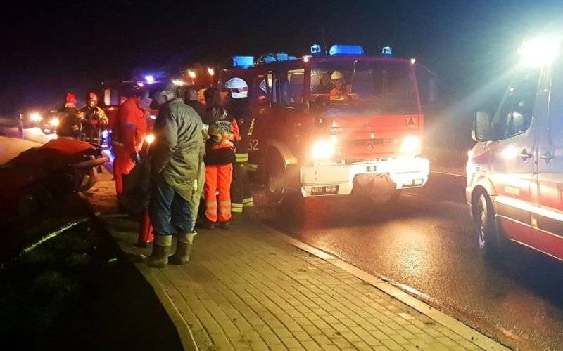 Zdarzenie drogowe na ulicy Ofiar Oświęcimia- sprawca nie posiadał uprawnień do kierowania - InfoBrzeszcze.pl