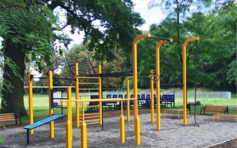 Chcą zbudować Street Workout w Parku w Brzeszczach. Pomożesz? - InfoBrzeszcze.pl