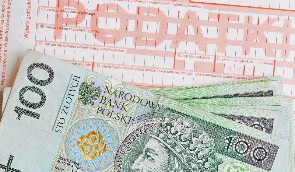Urzędnik doręczy Ci decyzję podatkową - InfoBrzeszcze.pl