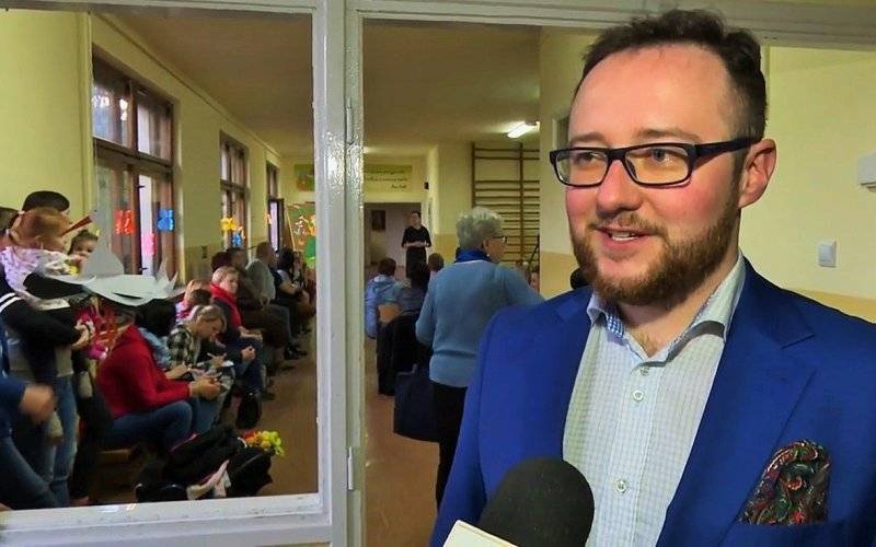 Walka o zasolańską podstawówkę- wygra siła argumentu czy argument siły? Radni „doradzają”… - InfoBrzeszcze.pl