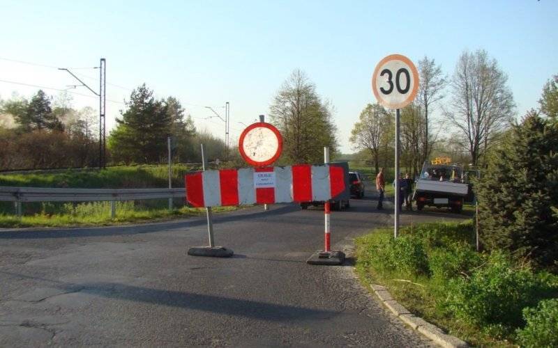 Most 'Bronisław' w Woli zamknięty do odwołania - InfoBrzeszcze.pl