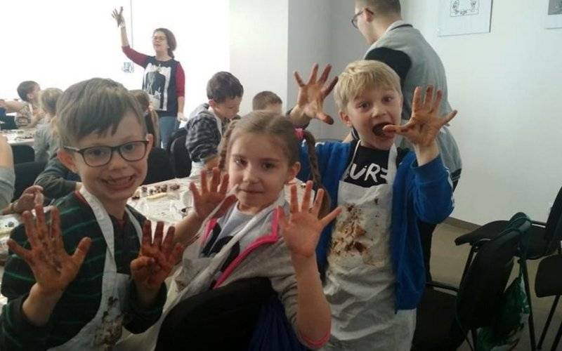 Oaza Dzieci Bożych produkuje czekoladę - InfoBrzeszcze.pl