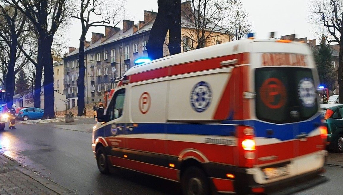 Brzeszczańska karetka w gotowości…, ale tylko od 7:00 do 23:00 - InfoBrzeszcze.pl
