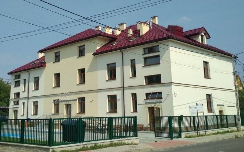 Wyremontowany budynek przy Nosala ma już pierwszych najemców - InfoBrzeszcze.pl