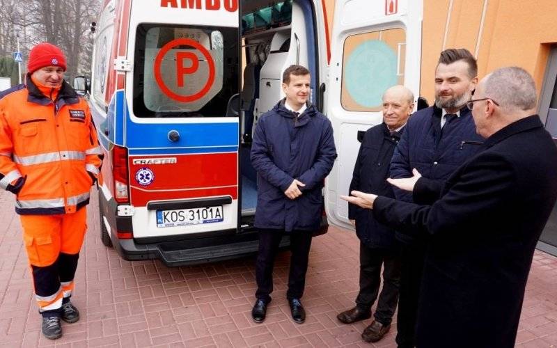 Nowa karetka jeździć będzie głównie po Brzeszczach - InfoBrzeszcze.pl