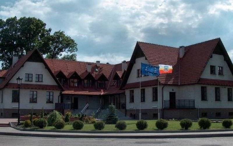 Urząd Gminy czasowo zamknięty dla petentów - InfoBrzeszcze.pl