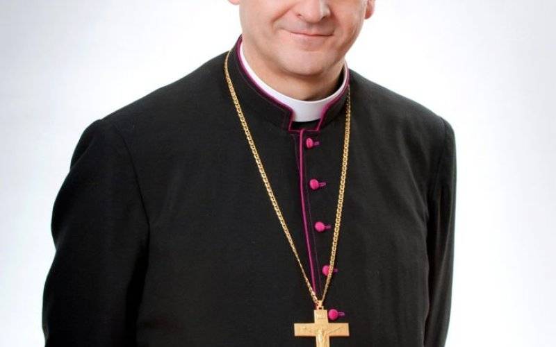 Bp Pindel: Wykażmy daleko idącą samodyscyplinę pozostając w domach - InfoBrzeszcze.pl