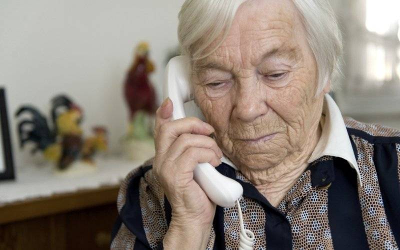 Specjalna infolinia na seniorów - InfoBrzeszcze.pl