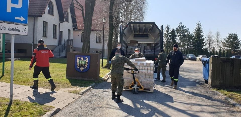 Żywność dla najbardziej potrzebujących - InfoBrzeszcze.pl
